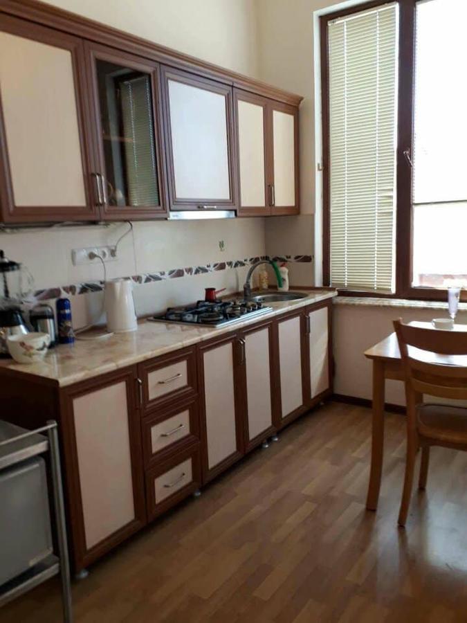 Centr Apartamento Kʼutʼaisi Exterior foto